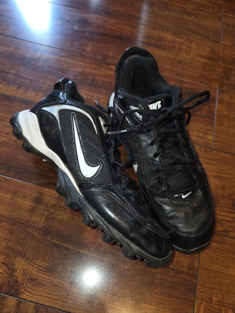 Nike Land Shark Athletic Cleats
